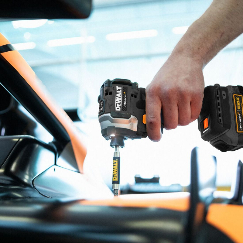 Dewalt DCF85MP2T 18V XR Darbeli Vidalama (2x5 Ah)