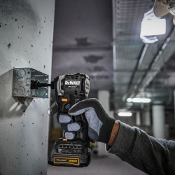 Dewalt DCF85MP2T 18V XR Darbeli Vidalama (2x5 Ah)