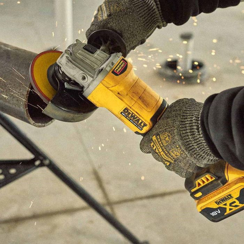 Dewalt DCG408N 18V XR 125 mm Kömürsüz Paddle Şalterli Avuç Taşlama