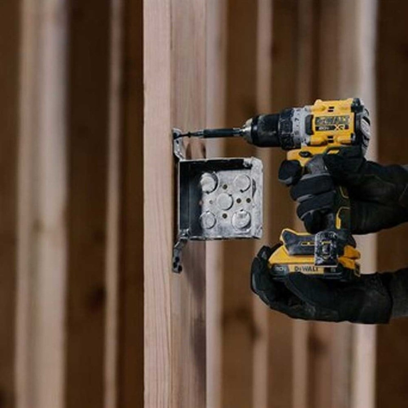 Dewalt DCD800D2T 18V XR Kömürsüz Darbesiz Matkap 2x2Ah