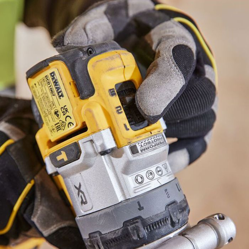 Dewalt DCD1007NT 18V XR Kömürsüz Darbeli Matkap Aküsüz