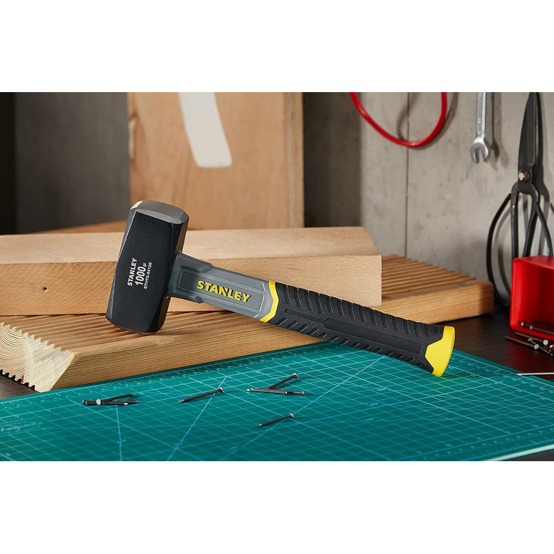 Stanley STHT0-54126 Fiberglass Saplı Balyoz 1 Kg Dayanıklı