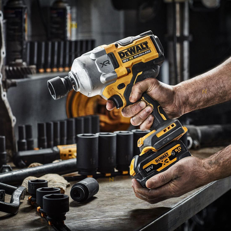 Dewalt DCF961P2 18V 5Ah XR Kömürsüz 1/2” Somun Sıkma 1632Nm